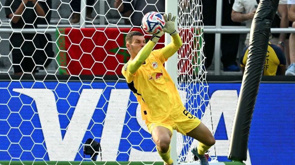 Zawieschitzky fez a estreia com o Pachuca e voltou a ter uma exibição a grande nível na baliza do Salzburgo frente ao Al Hilal
