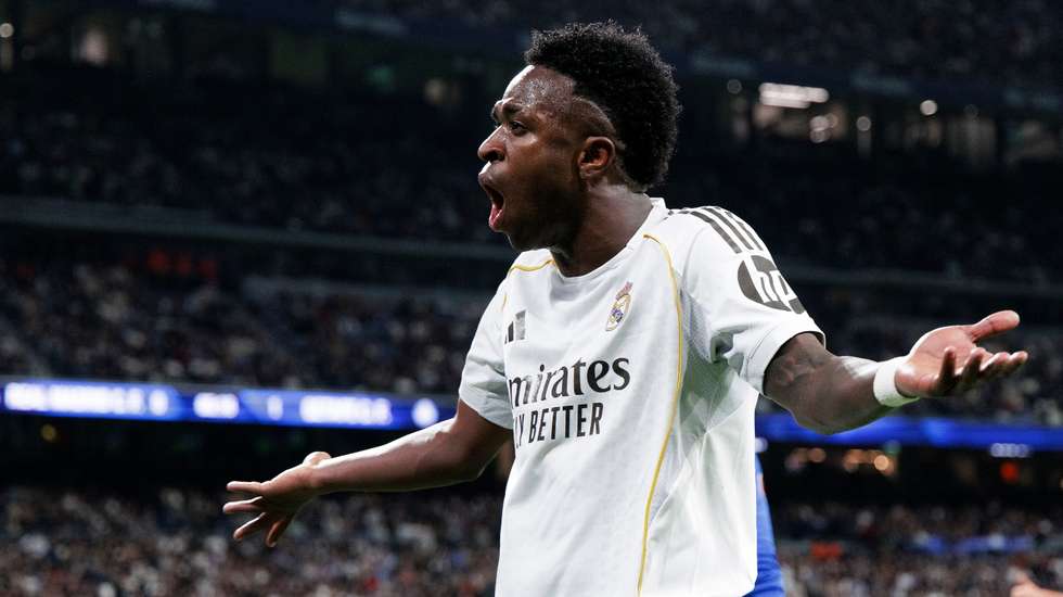 Vinícius Jr. não marcou na segunda derrota seguida do Real Madrid na Liga que terminou com assobios a equipa, treinador e presidente no Santiago Bernabéu