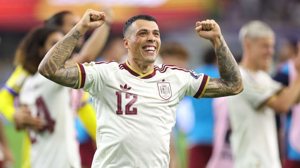 Pedro Porro agarrou de vez a titularidade na fase a eliminar do Mundial e tornou-se o primeiro defesa espanhol depois de Hierro a marcar dois golos na mesma edição do Mundial