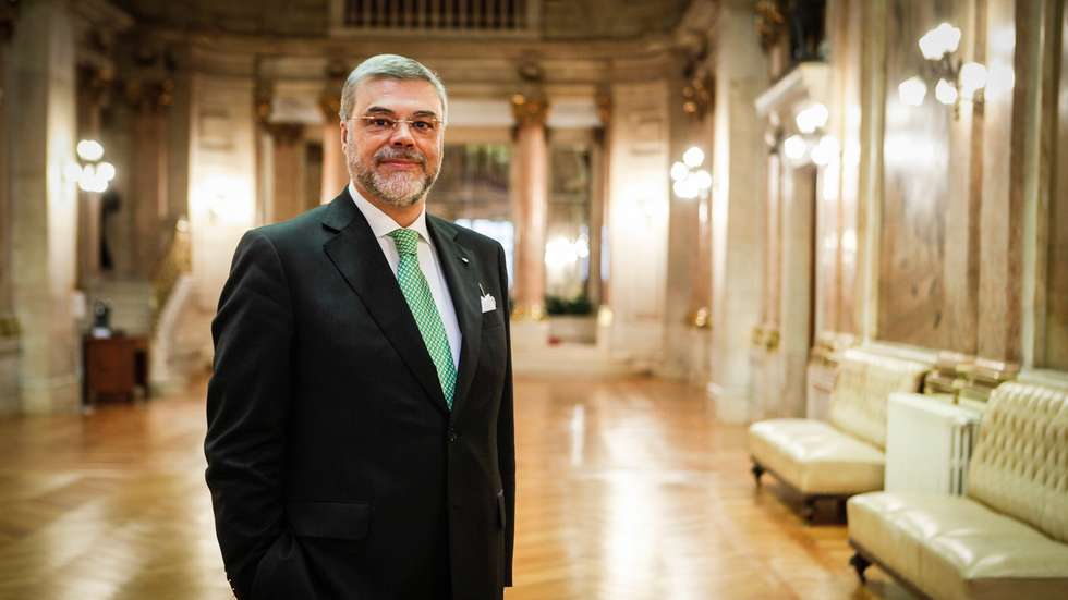 O deputado e membro da Comissão Política Nacional diz não querer questionar a liderança, mas deixa recados e críticas duras