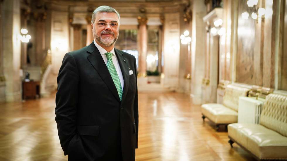 Na reunião do partido houve divergências sobre estratégia a seguir quando se fala de corrupção