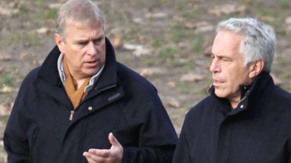 André e Epstein a caminharem no Central Park em dezembro de 2010