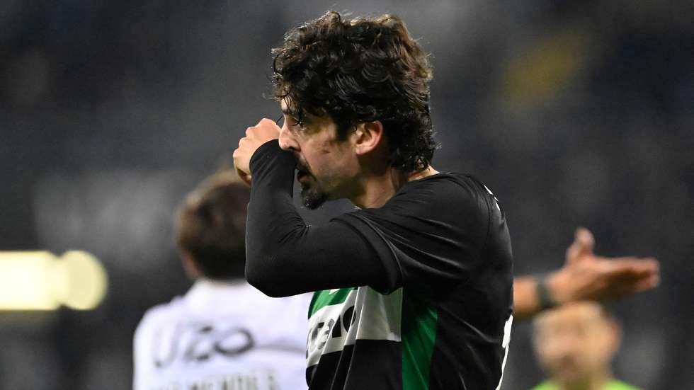 Francisco Trincão ainda conseguiu salvar um ponto para o Sporting em período de descontos mas leões não foram além do empate em Guimarães