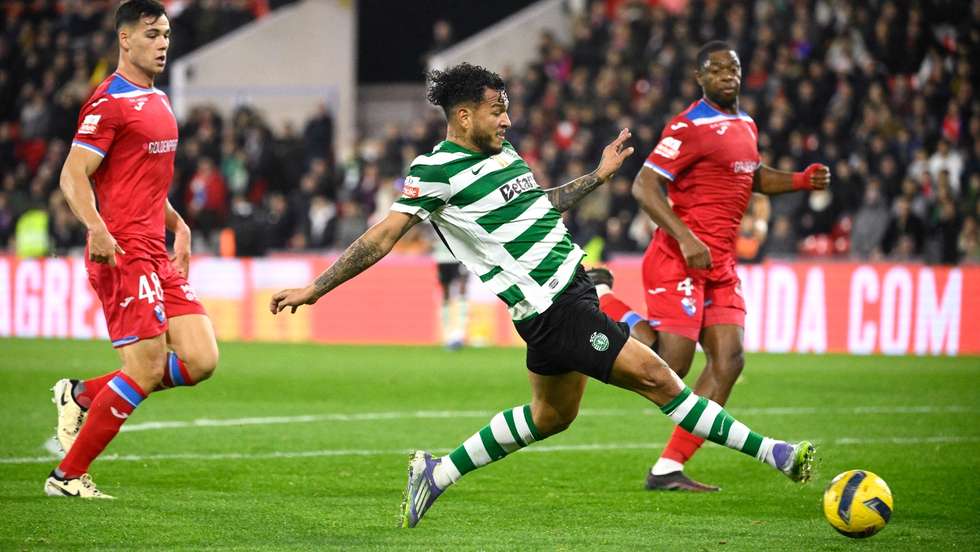Luis Suárez marcou o 15.º golo do Campeonato, subindo ao topo da lista dos melhores marcadores, falhou uma oportunidade flagrante e viu um amarelo no empate do Sporting frente ao Gil Vicente