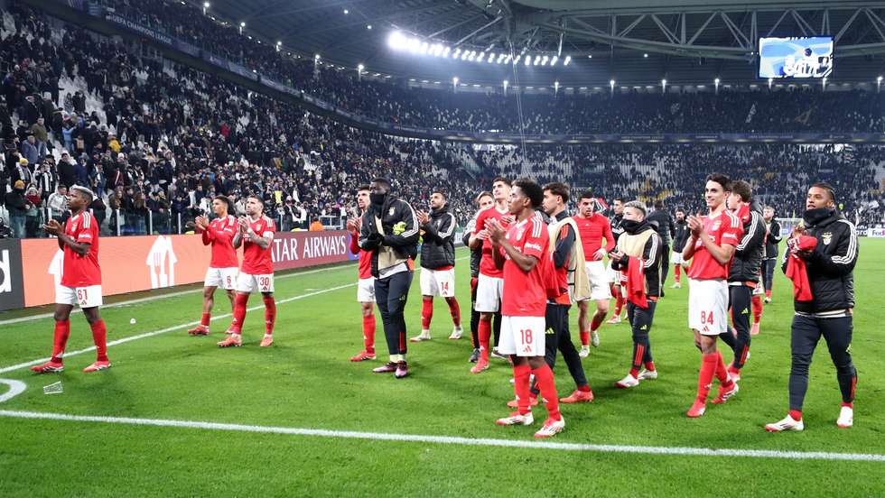 Benfica dependia apenas de si, ganhou de forma categórica em Turim frente à Juventus e subiu cinco posições na última jornada da Champions