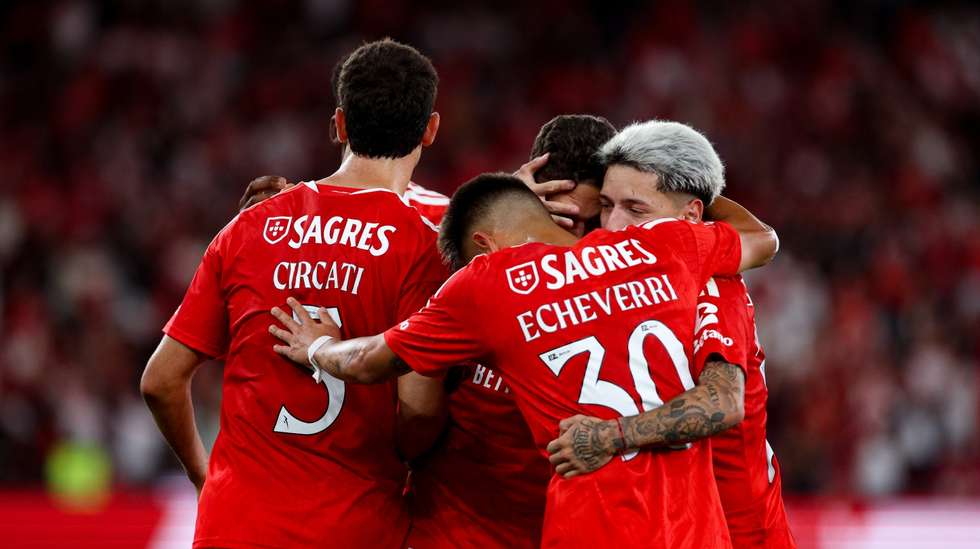 Prestianni e Echeverri construíram o lance do segundo golo marcado por Sudakov, que tinha acabado de entrar em campo