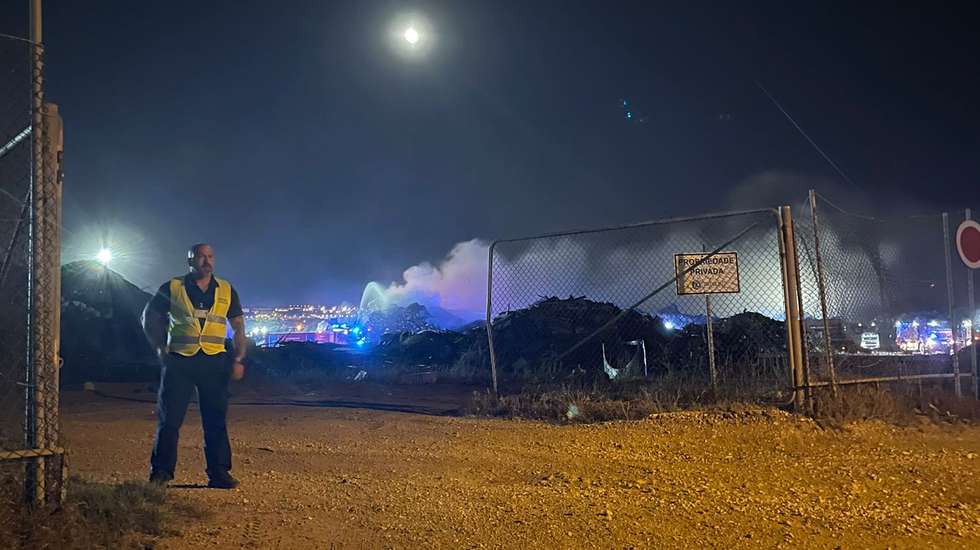 Tratolixo. Incêndio Cascais