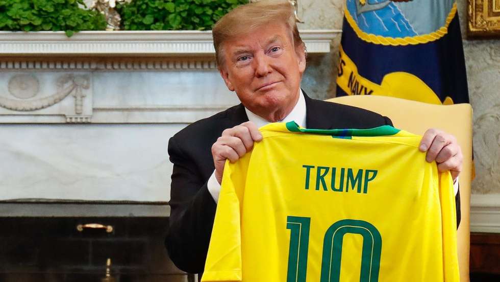 O Governo de Donald Trump tem alterado as condições de entrada nos EUA