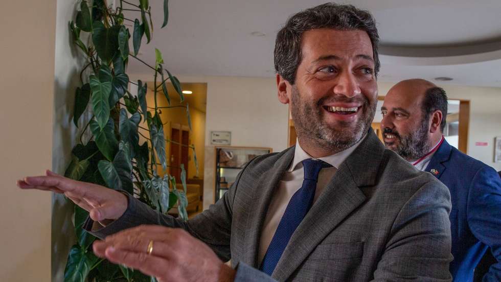 O Presidente do Chega, André Ventura, durante a sessão de encerramento do III Congresso do Chega Açores em Ponta Delgada, Ilha de São Miguel, nos Açores, 30 de Abril de 2022.  EDUARDO COSTA/LUSA