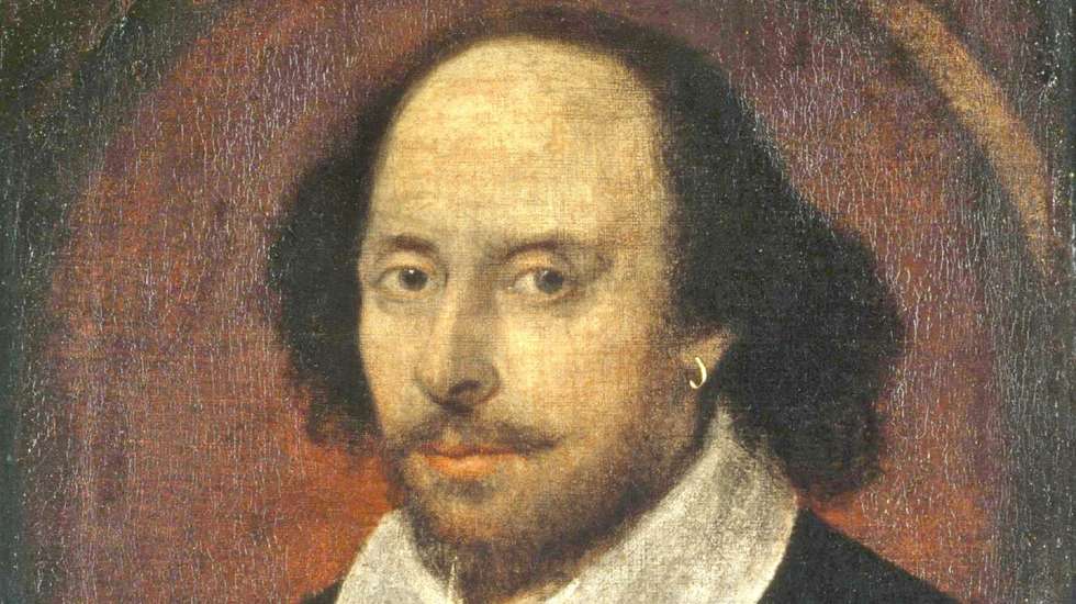 O "Primeiro Folio", impresso em 1623, sete anos após a morte de Shakespeare, é a primeira coleção de obras do famoso dramaturgo britânico, é composto por 36 peças, incluindo 18 que não tinham sido impressas anteriormente, como Macbeth, Twelfth Night e Julius Caesar