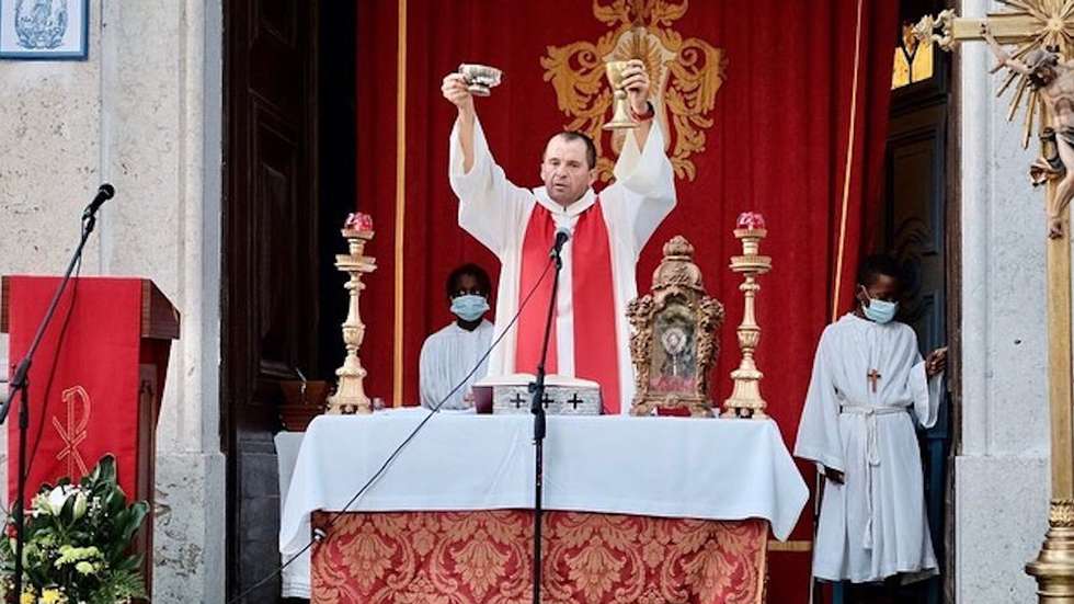 Ismael Teixeira tem 46 anos e foi ordenado sacerdote em 2001. Estava em São Mamede desde 2017
