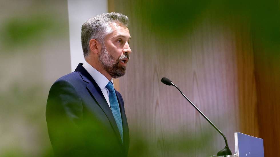 O secretário-geral do Partido Socialista (PS), Pedro Nuno Santos, intervém no "VIII Legislators’ Dialogue", organizado pela Fundação Luso-Americana para o Desenvolvimento (FLAD), em Lisboa, 17 de junho de 2024. ANTÓNIO PEDRO SANTOS/LUSA