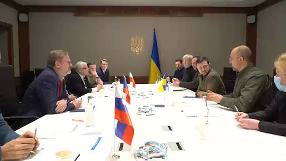 epa09827576 A handout photo made available by the official Telegram channel of the President of Ukraine Volodymyr Zelenskyi shows Ukrainian President Volodymyr Zelensky (3-R), Prime Minister Denys Shmyhal (2-R)  and delegation meeting with Czech Prime Minister Petr Fiala (L), leader of the Poland's governing Law and Justice (PiS) party Jaroslaw Kaczynski, and delegations in Kyiv (Kiev), Ukraine, 15 March 2022. The prime ministers of Poland, Czech Republic, and Slovenia are in Kyiv to speak with President Zelensky and Prime Minister Shmyhal with the approval from the EU, yet without a formal mandate. On 24 February Russian troops had entered Ukrainian territory in what the Russian president declared a 'special military operation', resulting in fighting and destruction in the country, a huge flow of refugees, and multiple sanctions against Russia.  EPA/TELEGRAM/V_Zelenskiy_official / HANDOUT -- BEST QUALITY AVAILABLE -- HANDOUT EDITORIAL USE ONLY/NO SALES
