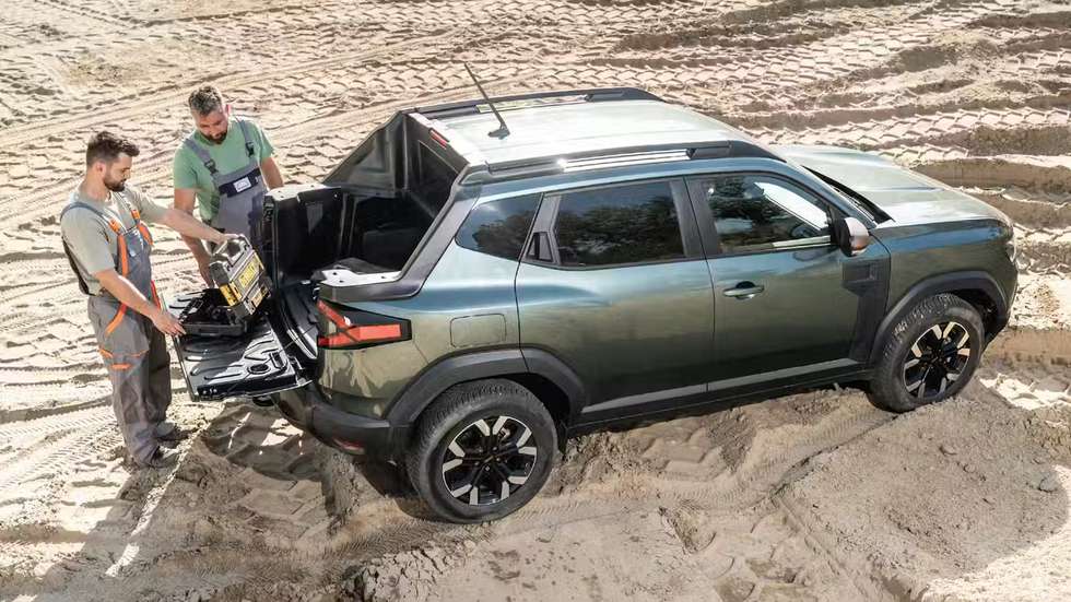 A Dacia já propõe uma versão do Duster na Roménia, que parece um Duster mas que se pode "abrir" para dar origem a uma curiosa pick-up. Resta saber se chegará a Portugal e quando