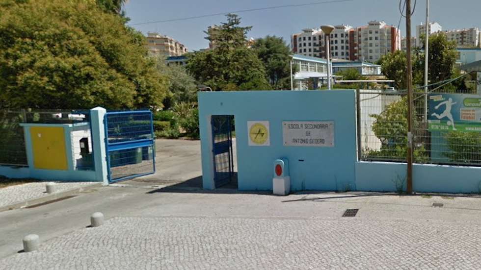 Escola António Gedeão