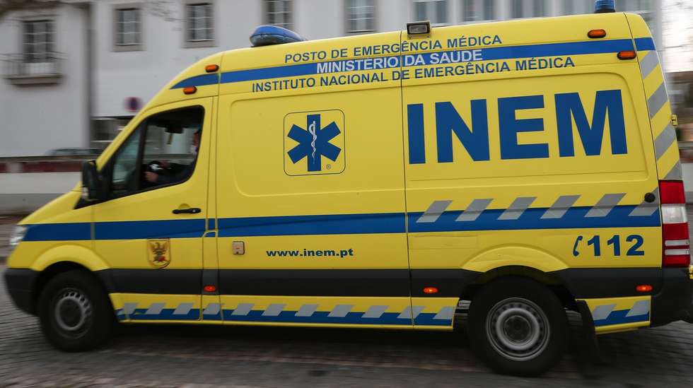 Ambulância do INEM