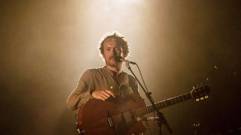 epaselect epa06918268 Ireland's musician Damien Rice performs on stage during his Cap Roig Festival concert played at Calella de Palafrugell in Girona, northeastern Spain, 29 July 2018.  EPA/David Borrat