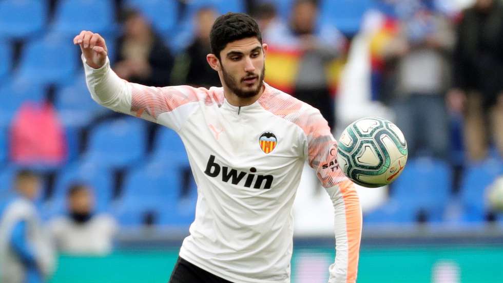 A infeção pelo novo coronavírus pode não por em causa a participação de Guedes no Euro 2020, uma vez que o período de quarentena termina antes do início da competição