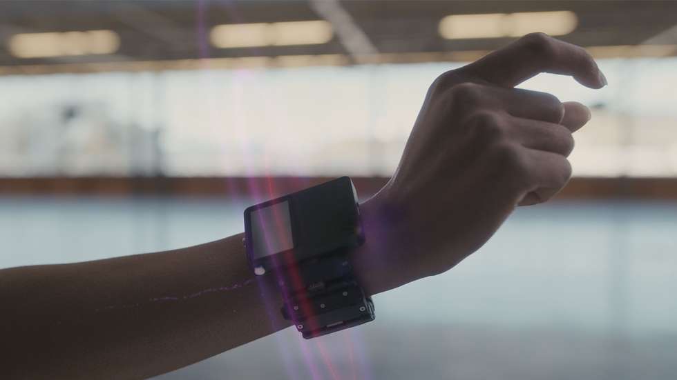 A pulseira inteligente ainda não tem nome ou data de lançamento. Contudo, permitirá reconhecer automaticamente o movimentos dos dedos ou da mão inteira do utilizador