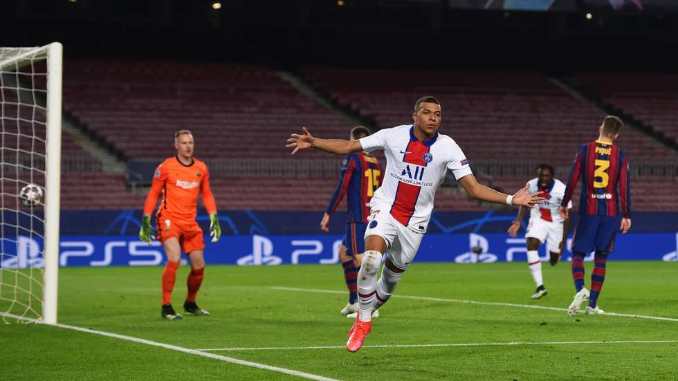 Kylian Mbappé empatou após penálti de Messi e completou hat-trick na segunda parte que valeu inesperada goleada do PSG em Camp Nou