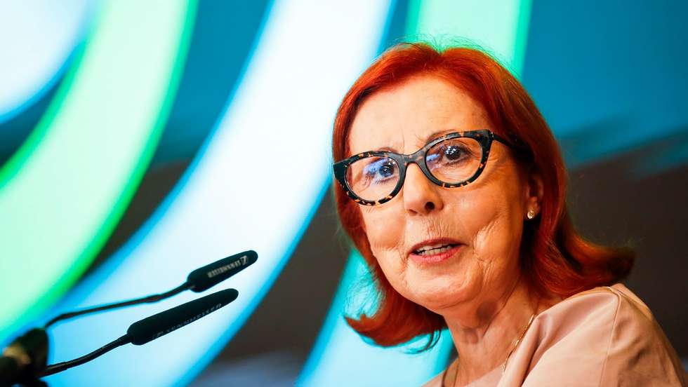 A ministra do Ambiente e Energia, Maria da Graça Carvalho, intervém na cerimónia que assinala a produção da primeira molécula de hidrogénio da EDP em Portugal, na Central Termoeléctrica do Ribatejo em Alenquer, 16 setembro de 2025. A iniciativa realiza-se no âmbito do projeto europeu FlexnConfu, financiado pelo programa Horizon Europe e será demonstrado o potencial desta tecnologia no panorama europeu, bem como o papel estratégico de Portugal na liderança da produção de hidrogénio e na transição energética. PAULO CUNHA/LUSA
