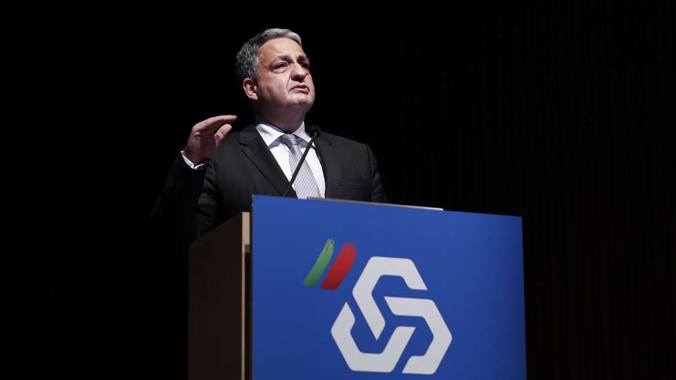 O presidente do conselho de administração da Caixa Geral de Depósitos (CGD), Paulo Macedo, intervém durante a conferência de imprensa para apresentação dos resultados do 1.º trimestre de 2021 da instituição bancária, Lisboa, 13 de maio de 2021. ANTÓNIO COTRIM/LUSA