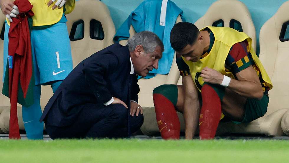 Ronaldo ficou pela primeira vez no banco de suplentes numa fase final do Campeonato do Mundo, depois das participações sempre de início em 2006, 2010, 2014 e 2018