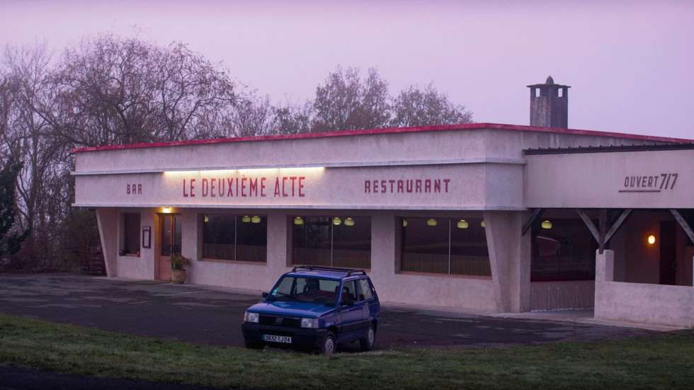 A imagem de divulgação do filme "Le Deuxième Acte", do cineasta francês Quentin Dupieux, obra inaugural da edição deste ano do Festival de Cinema de Cannes, que acontece de 14 a 25 de maio