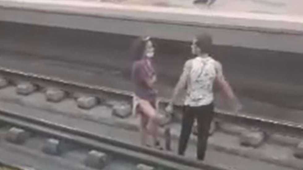 Metro de Lisboa, Olaias, casal a discutir
