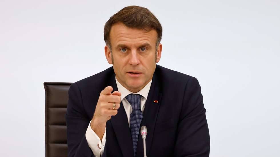 epa11893503 France's President Emmanuel Macron speaks during the International Conference on Syria at the Ministerial Conference Center, in Paris, France, 13 February 2025.  EPA/LUDOVIC MARIN / POOL  MAXPPP OUT