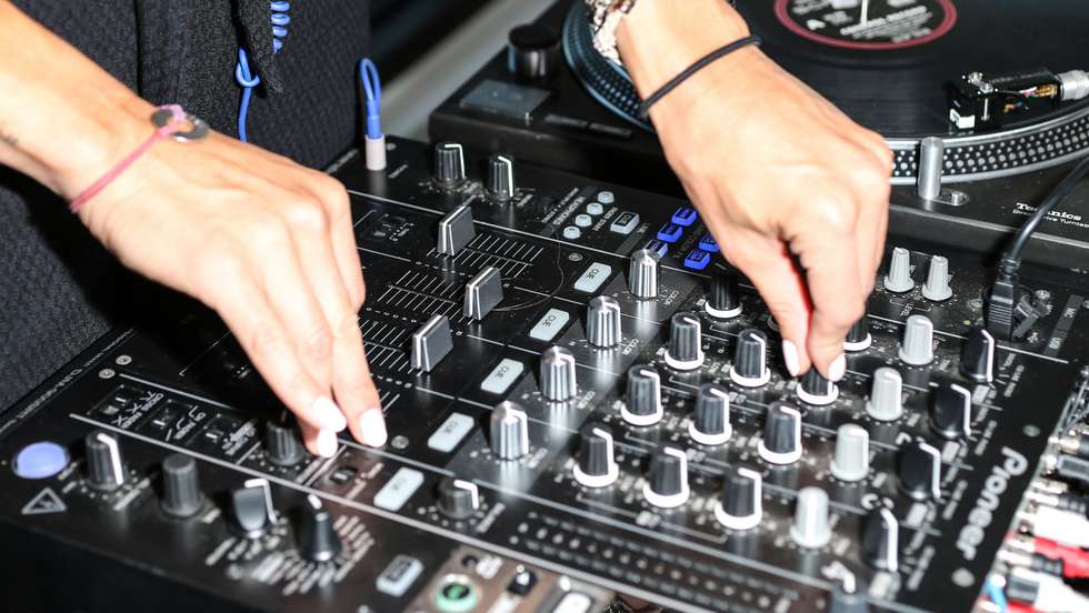 Tim Westwood vai responder em tribunal por violações e abusos sexuais