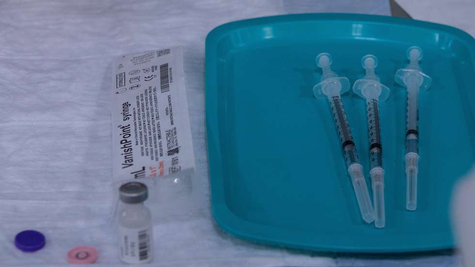 epa09039261 Needles containing a dose of the Pfizer Covid-19 vaccine are seen on a tray at the Reggie Lewis Track and Athletic Center in Boston, Massachusetts, USA, 26 February 2021. Following an effort by local African-American community leaders, including Black Boston COVID-19 Coalition, CIC Health assumed operation of the vaccination site in an effort to help distribute more Covid-19 vaccines to members of the local minority communities.  EPA/CJ GUNTHER