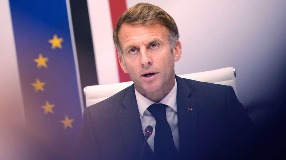 epa13322083 French President Emmanuel Macron attends a security council meeting at the Elysee Palace in Paris, France, 22 October 2026.  EPA/TERESA SUAREZ / POOL MAXPPP OUT