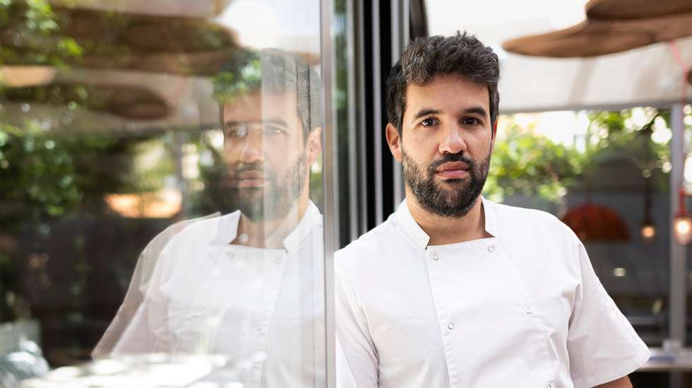 Para além deste encontros, Hugo Candeias promete mais novidades para 2025. Nos próximos meses, deverá fechar o conceito de um restaurante descontraído, a abrir entre o Terreiro do Paço e a Sé