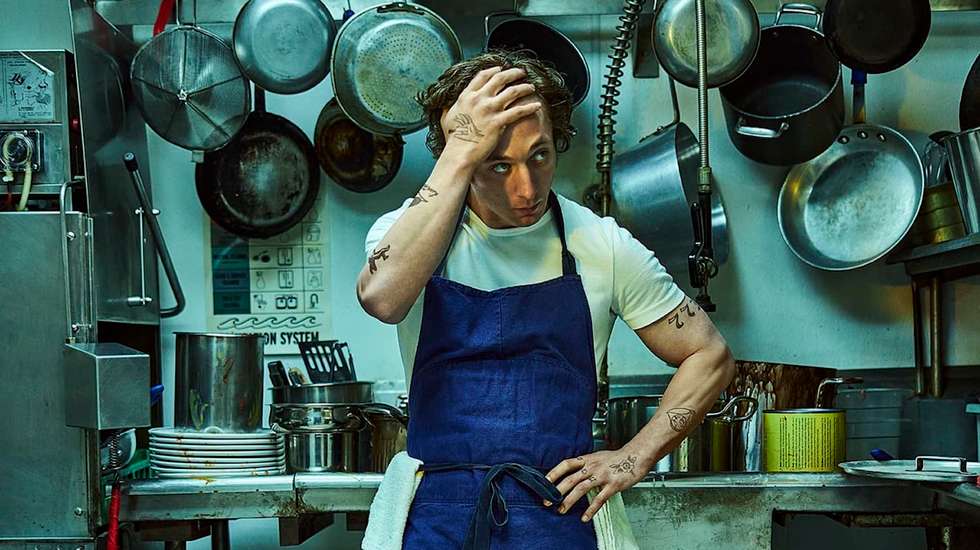Carmy é a personagem principal de de "The Bear". Interpretação de Jeremy Allen White, numa série criada por Christopher Storer que está disponível na íntegra (8 episódios) esta quarta-feira, 5 de outubro