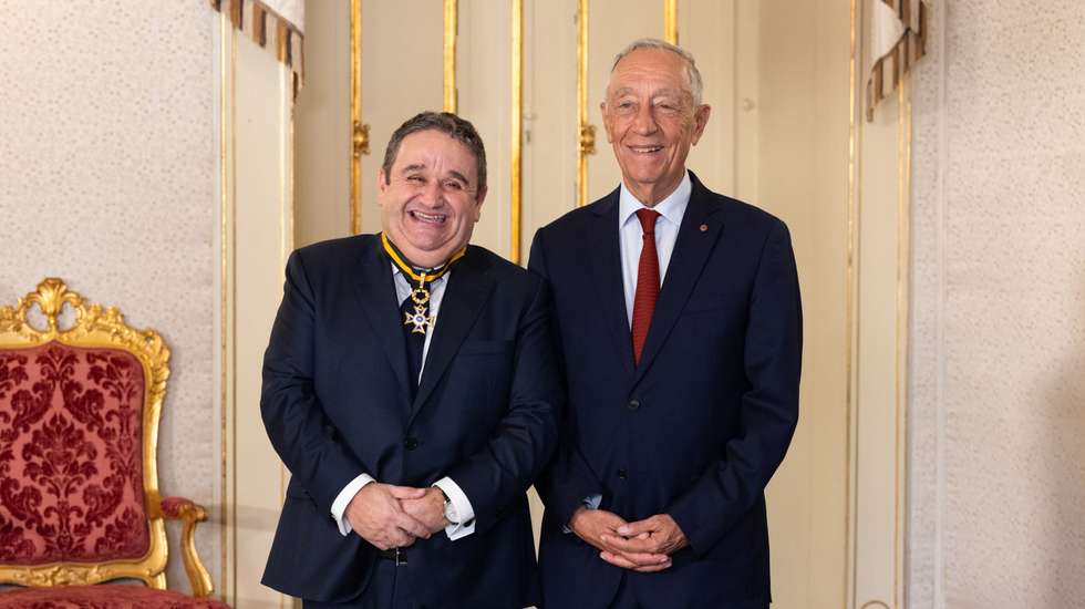 O ator e apresentador Fernando Mendes e Marcelo Rebelo de Sousa, Presidente da República, na cerimónia no Palácio de Belém, em Lisboa
