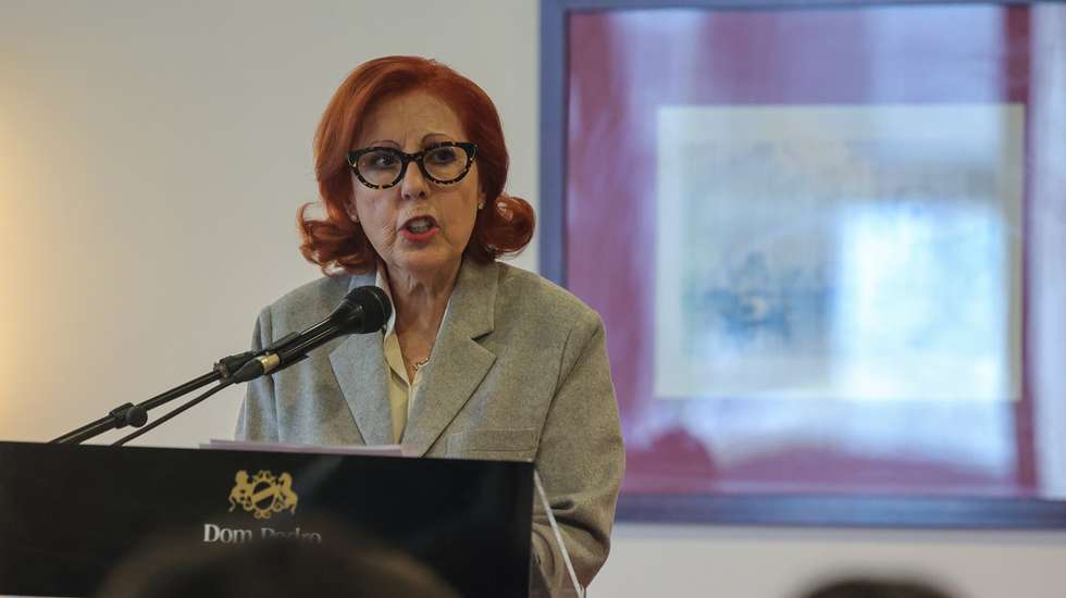 A ministra do Ambiente e Energia, Maria da Graça Carvalho, intervém durante o almoço-debate promovido pela AmCham Portugal (Câmara de Comércio Americana em Portugal), num hotel em Lisboa, 03 de novembro de 2025. MANUEL DE ALMEIDA/LUSA