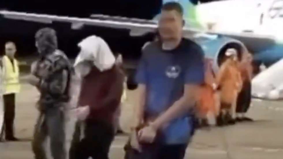 Avião tinha como destino final a cidade de Belo Horizonte, mas teve um problema técnico e teve de pernoitar em Manaus