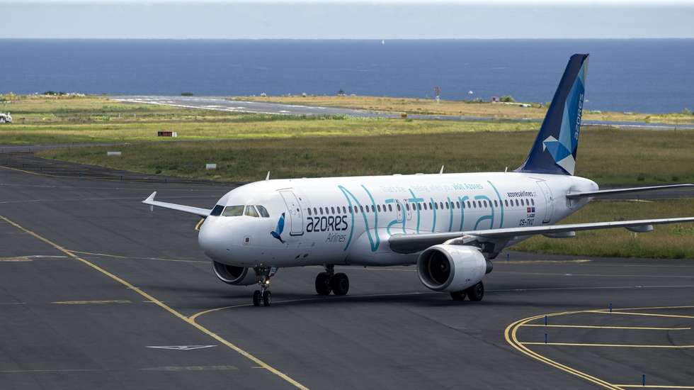 Açores suspende processos de privatização da Azores Airlines e de dois hotéis