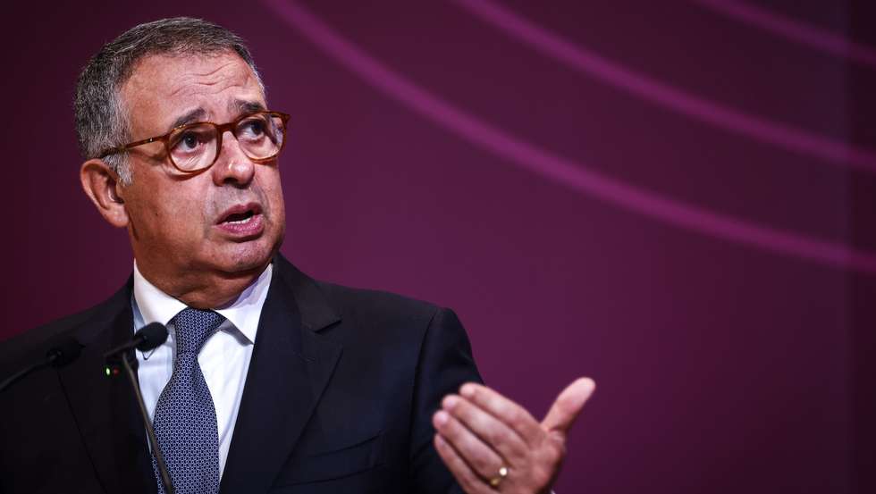 O Presidente da República, António José Seguro, discursa durante a sessão “Demografia, Longevidade e Sustentabilidade da Segurança Social”, inserida no Fórum Internacional de Saúde de Cascais 2026 “Viver Mais, Viver Melhor”, em Cascais, 25 de setembro de 2026. RODRIGO ANTUNES/LUSA