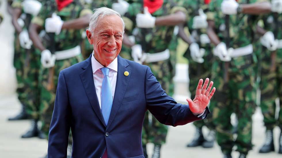 epa10823179 Portuguese President Marcelo Rebelo de Sousa, arrives to Congress Palace in Sao Tome, for the XIV CPLP Conference in Sao Tome and Principe, 27 August 2023. The Community of Portuguese Language Countries (CPLP), which includes Angola, Brazil, Cape Verde, Guinea-Bissau, Equatorial Guinea, Mozambique, Portugal, Sao Tome and Principe and Timor-Leste, holds the 14th Conference of Heads of State and Government, in Sao Tome and Principe, under the motto 'Youth and Sustainability'.  EPA/ESTELA SILVA