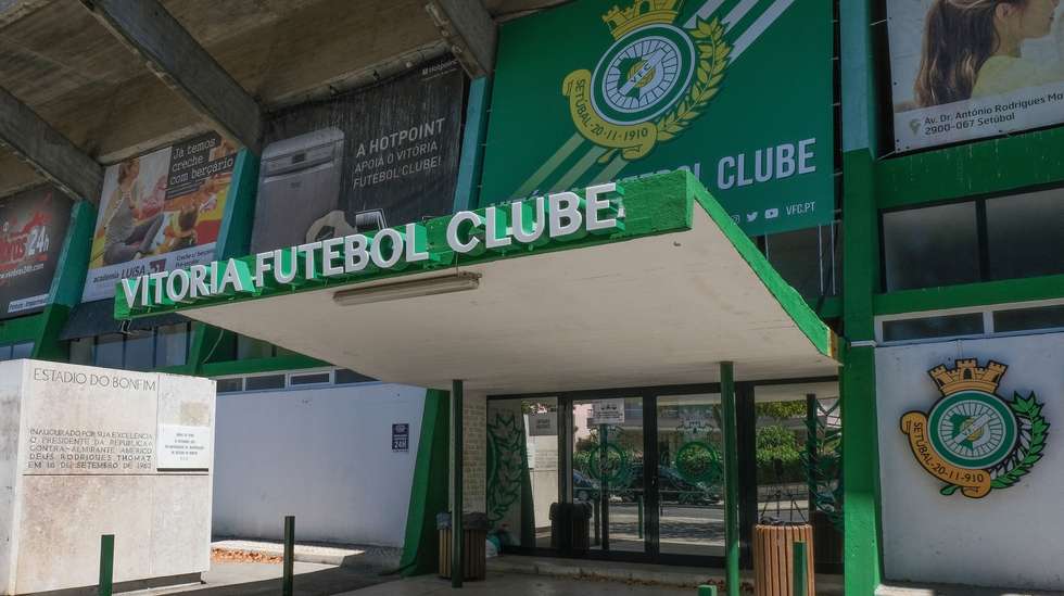 Estádio do Bonfim no dia da decisão do Tribunal Arbitral do Desporto de rejeitar a providência cautelar interposta pelo Vitória de Setúbal para suspender a decisão de desclassificação da I Liga, em Setúbal, 27 de agosto de 2020. RUI MINDERICO/LUSA