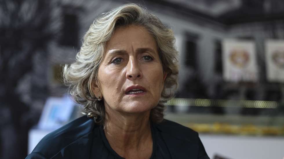 A nova presidente da Câmara de Coimbra, Ana Abrunhosa, que foi eleita domingo pela coligação Avançar Coimbra (PS/Livre/PAN) sem maioria absoluta, disse hoje que vai governar sem coligações, mas com diálogo e estabelecimento de pontes, Coimbra, 13 de outubro de 2025. Nas eleições autárquicas de domingo, a coligação liderada por Ana Abrunhosa elegeu cinco vereadores, a coligação Juntos Somos Coimbra (PSD/IL/CDS-PP/Nós, Cidadãos!/PPM/MPT/Volt) conquistou outros tantos mandatos e o Chega um. (ACOMPANHA TEXTO DE 13 DE OUTUBRO DE 2025). PAULO NOVAIS/LUSA