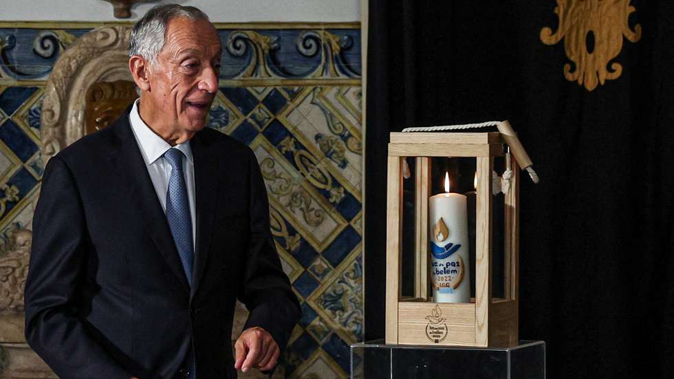 O Presidente da República, Marcelo Rebelo de Sousa, durante a apresentação da Luz da Paz de Belém - Corpo Nacional de Escutas, que decorreu no Palácio de Belém, em Lisboa 24 de dezembro de 2022. ANTÓNIO COTRIM/LUSA
