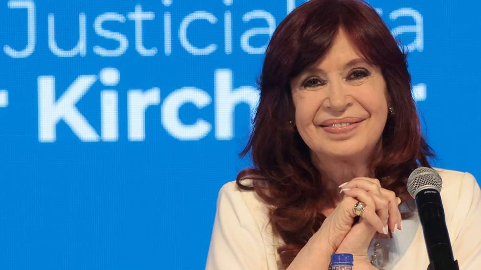 epa10595526 The Vice President of Argentina, Cristina Fernandez, leads a 'master class' under the title 'Circular Argentina. The IMF and its historic recipe for inflation and recession' at the reopened Teatro Argentino in La Plata, Argentina, 27 April 2023.  EPA/Juan Ignacio Roncoroni