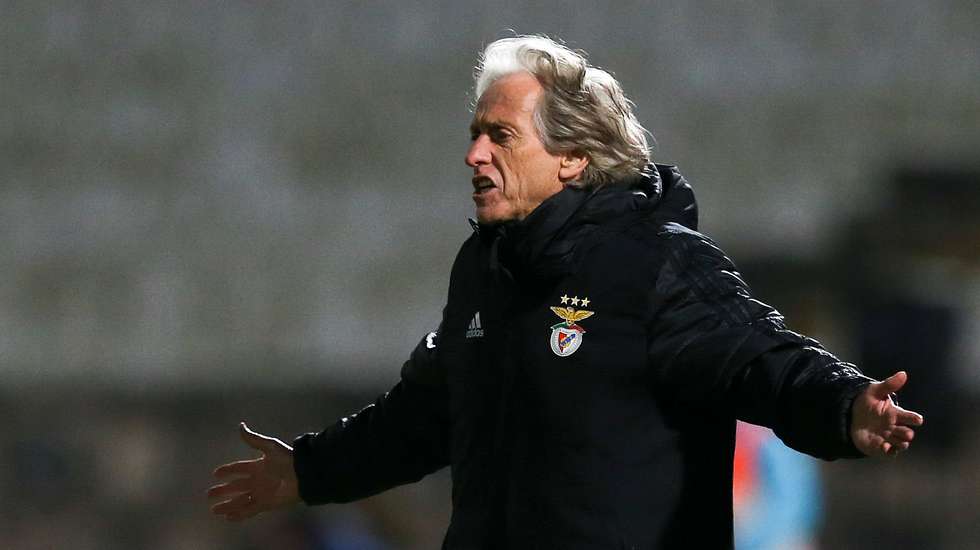 epa09062884 Benfica's head coach Jorge Jesus reacts during the Portuguese First League soccer match between Belenenses and Benfica Lisbon at the National Stadium in Oeiras, near Lisbon, Portugal, 08 March 2021.  EPA/MANUEL DE ALMEIDA
