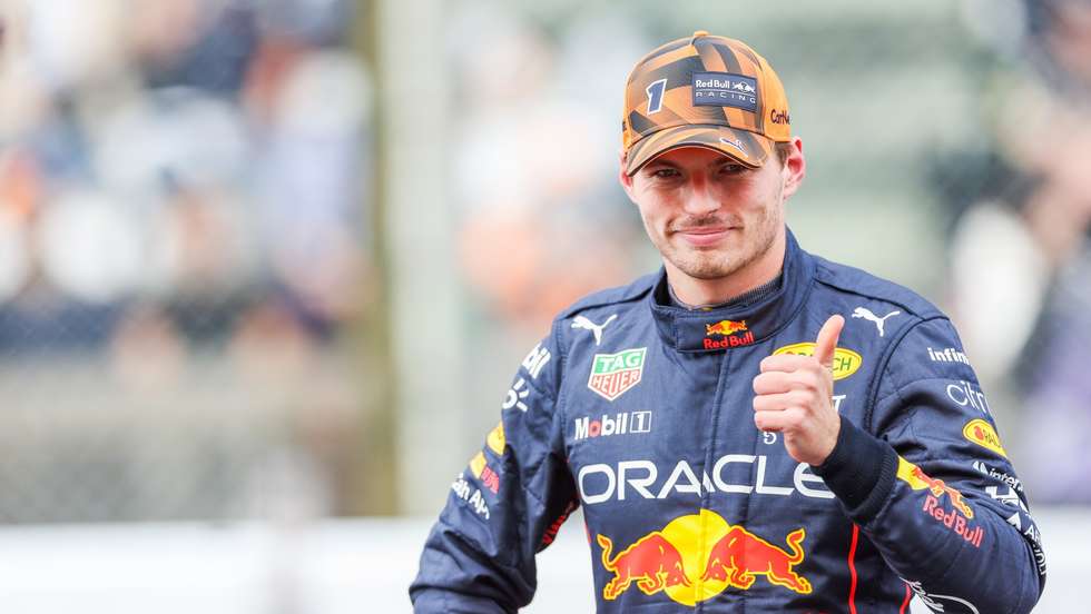 Max Verstappen conseguiu a sexta pole position da carreira e tenta agora a primeira vitória no Grande Prémio do Japão (que, com volta mais rápida, dá título)