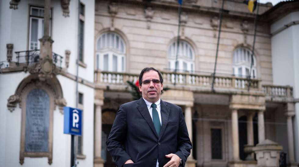 O ex-vice presidente da Câmara de Gaia, Patrocínio Azevedo, está em prisão preventiva