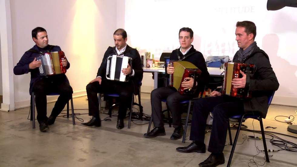 Em março, o grupo dá seis concertos na Bélgica, também no âmbito da apresentação de "Inspirar"
