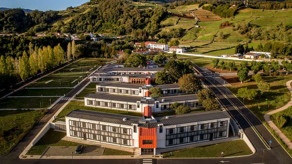 Bolieiro deu como exemplo o caso de um empresário do Canadá, com uma empresa instalada no Parque de Ciência e Tecnologia de São Miguel (Nonagon), que manifestou intenção de se instalar também no Terinov
